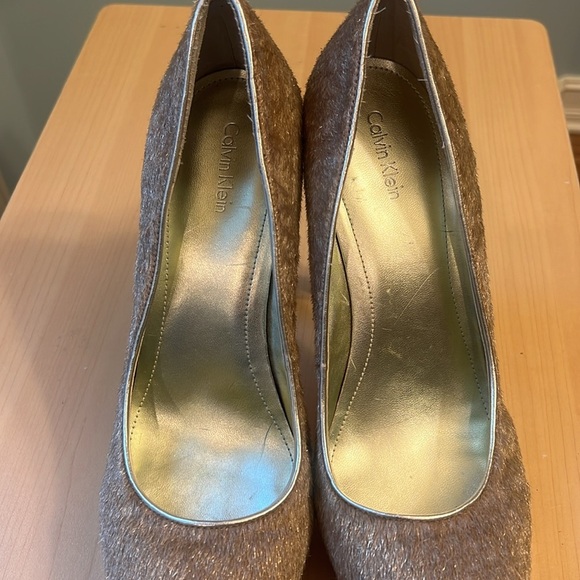 Calvin Klein Kendall round toe pump 10 - Picture 5 of 9